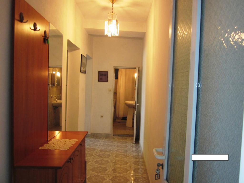 Guest House And Tavern Leo Saranda Dış mekan fotoğraf
